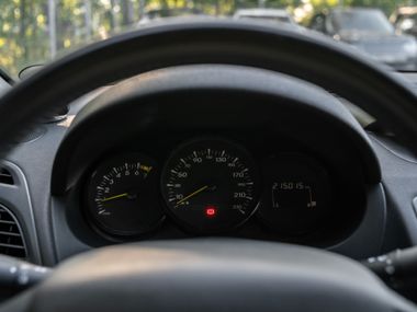 Renault Fluence 2012 года, 214 719 км - вид 5