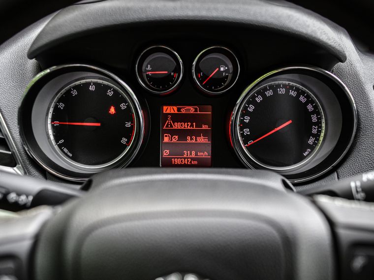 Opel Mokka 2013 года, 190 000 км - вид 5