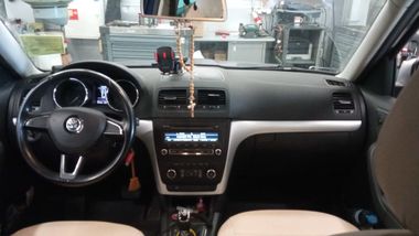 Skoda Yeti 2014 года, 84 000 км - вид 5
