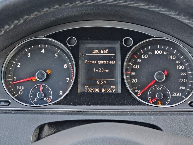 Volkswagen Passat 2012 года, 232 874 км - вид 8