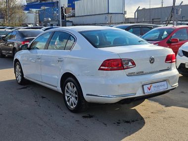Volkswagen Passat 2012 года, 232 874 км - вид 6