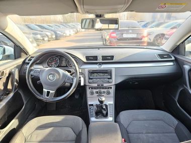 Volkswagen Passat 2012 года, 232 874 км - вид 7