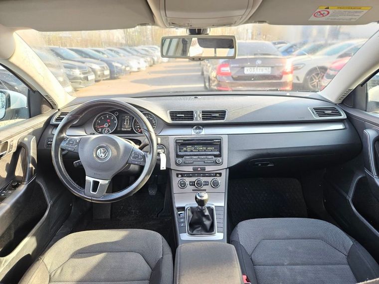 Volkswagen Passat 2012 года, 232 874 км - вид 7