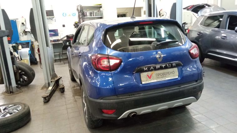 Renault Kaptur 2021 года, 66 885 км - вид 4