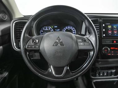 Mitsubishi Outlander 2019 года, 101 945 км - вид 8