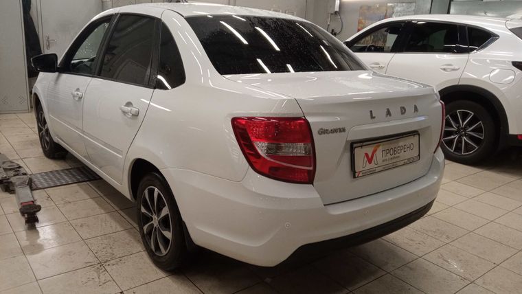 ВАЗ (LADA) Granta 2023 года, 25 667 км - вид 4