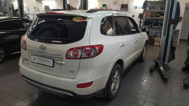 Hyundai Santa Fe 2011 года, 249 310 км - вид 3