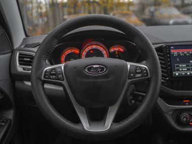 ВАЗ (LADA) Vesta 2019 года, 49 900 км - вид 6