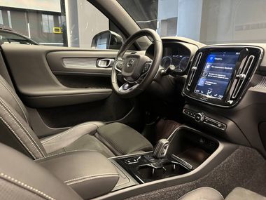 Volvo XC40 2019 года, 169 524 км - вид 10