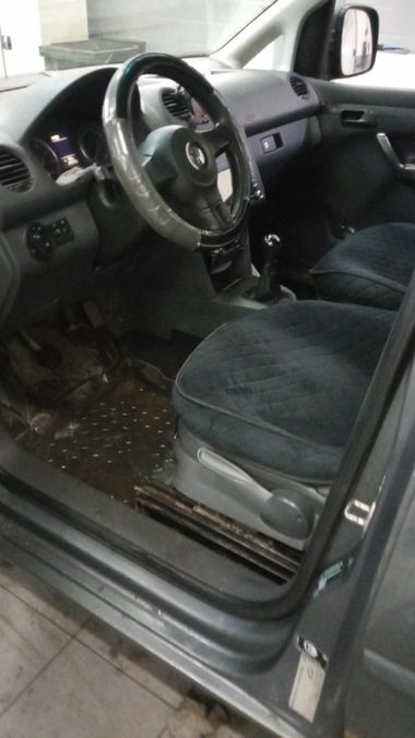 Volkswagen Caddy 2013 года, 293 069 км - вид 5