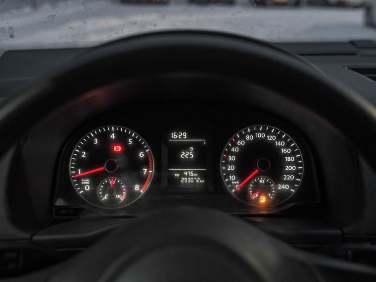 Volkswagen Caddy 2013 года, 293 069 км - вид 5