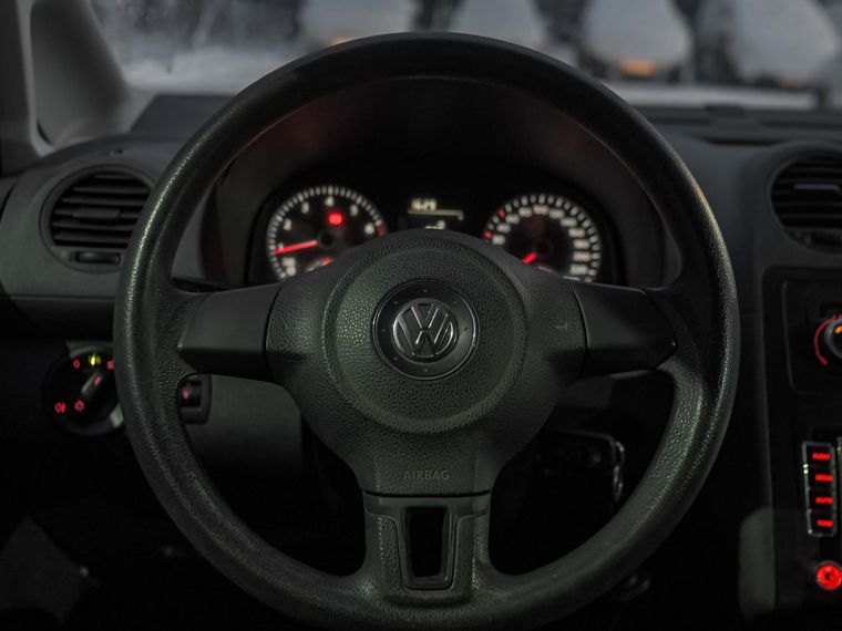 Volkswagen Caddy 2013 года, 293 069 км - вид 6