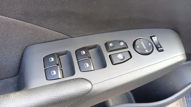 Hyundai Solaris 2019 года, 70 699 км - вид 13