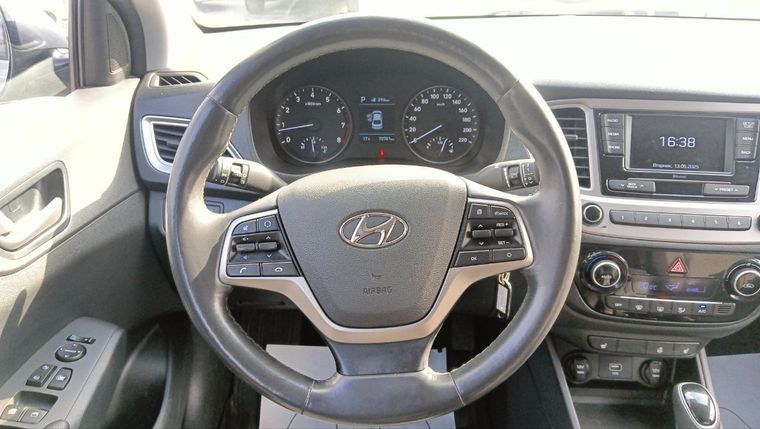 Hyundai Solaris 2019 года, 70 699 км - вид 9