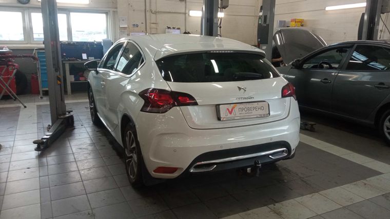 Citroen DS 4 2013 года, 111 000 км - вид 4