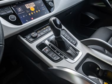Geely Atlas 2021 года, 78 128 км - вид 11