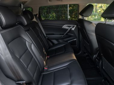 Geely Atlas 2021 года, 78 128 км - вид 16