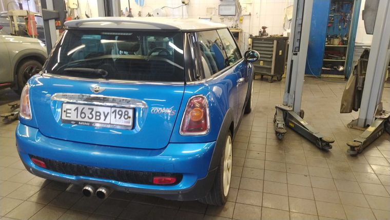 MINI Cooper S 2009 года, 163 210 км - вид 4