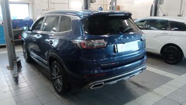 Chery Tiggo 8 Pro e+ 2023 года, 44 555 км - вид 3