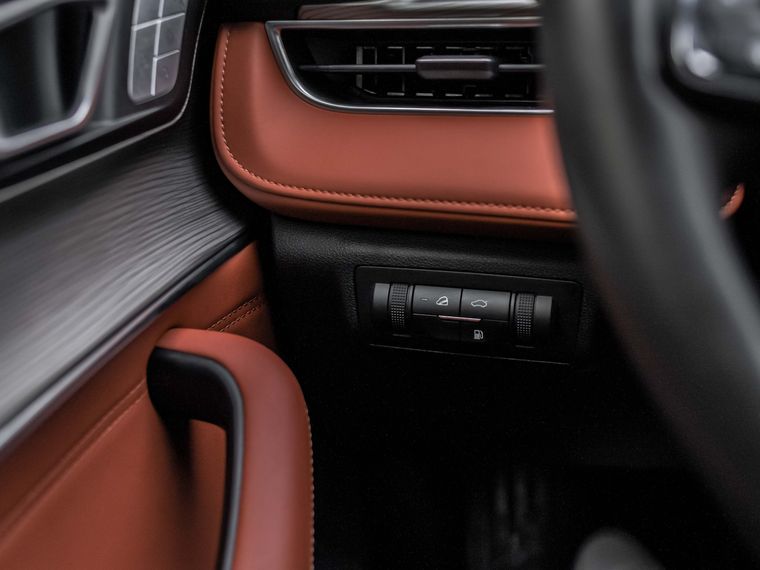 Chery Tiggo 8 Pro e+ 2023 года, 44 555 км - вид 13