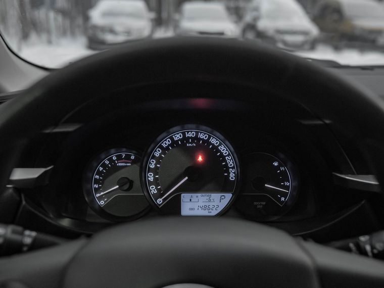 Toyota Corolla 2014 года, 148 549 км - вид 5