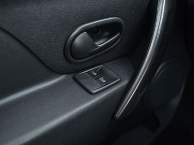 Renault Logan 2014 года, 132 000 км - вид 9