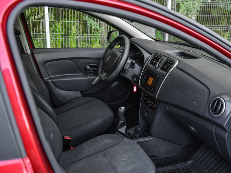 Renault Logan 2014 года, 132 000 км - вид 11