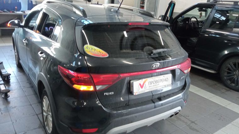 KIA Rio X-Line 2019 года, 97 860 км - вид 4