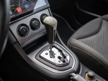 Peugeot 308 2008 года, 261 205 км - вид 8