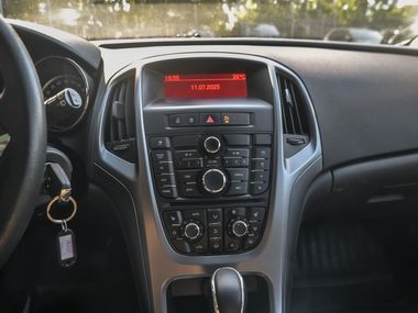 Opel Astra 2013 года, 201 358 км - вид 7