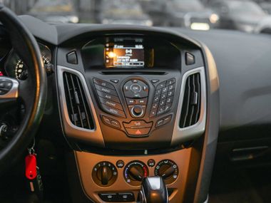 Ford Focus 2015 года, 142 848 км - вид 6