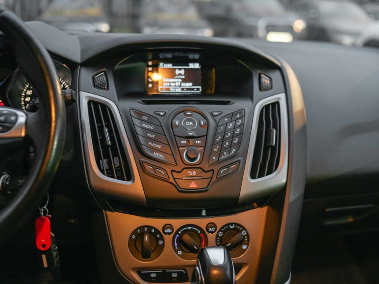 Ford Focus 2015 года, 142 848 км - вид 6