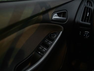 Ford Focus 2015 года, 142 848 км - вид 8