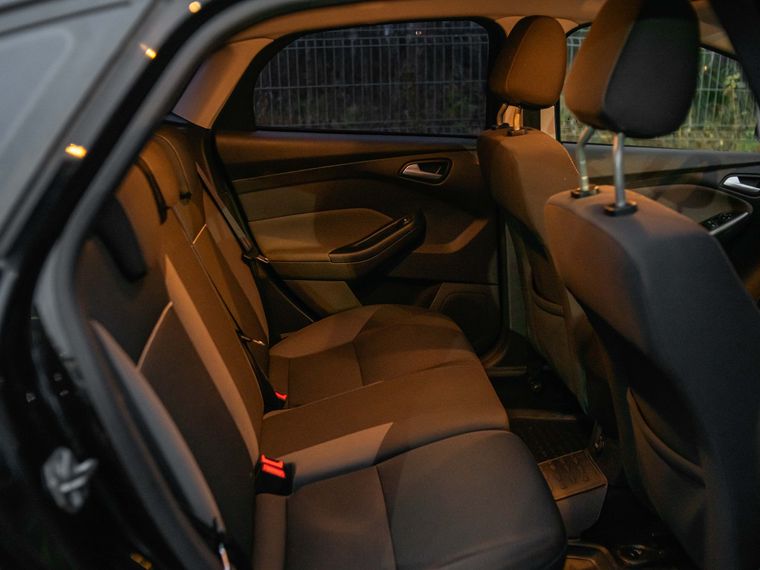 Ford Focus 2015 года, 142 848 км - вид 9