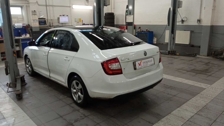 Skoda Rapid 2019 года, 137 574 км - вид 4