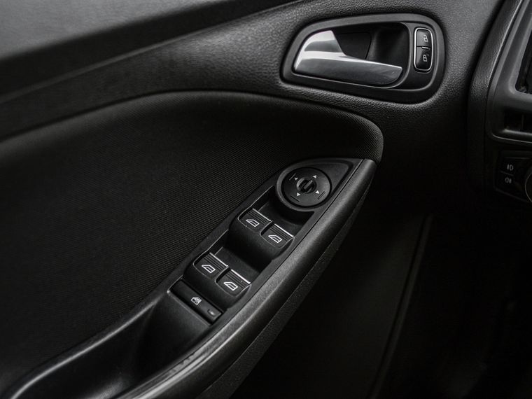 Ford Focus 2017 года, 146 503 км - вид 9