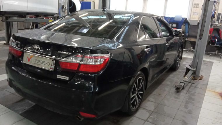 Toyota Camry 2017 года, 309 084 км - вид 3