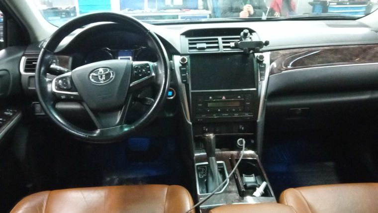 Toyota Camry 2017 года, 309 084 км - вид 5