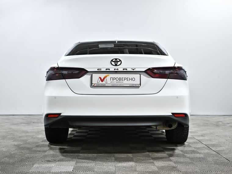Toyota Camry 2020 года, 49 984 км - вид 6