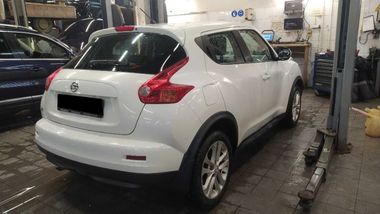 Nissan Juke 2014 года, 158 629 км - вид 3