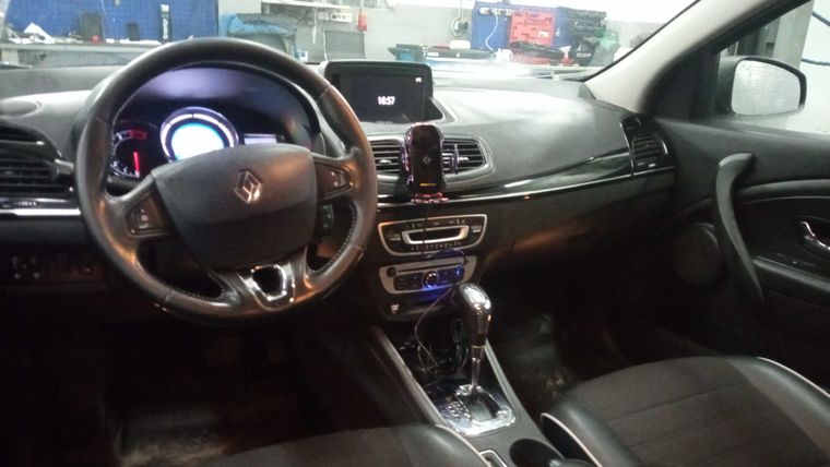 Renault Fluence 2014 года, 211 000 км - вид 5
