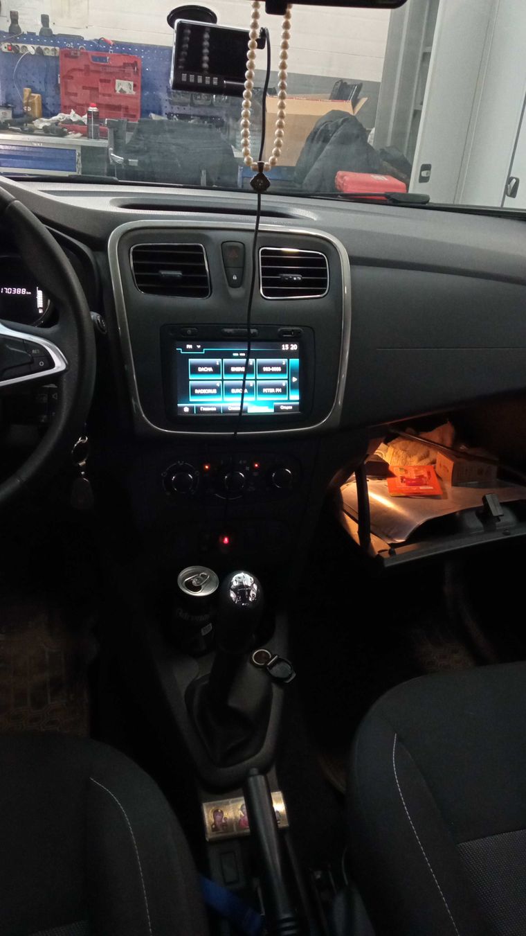 Renault Sandero Stepway 2019 года, 170 388 км - вид 9