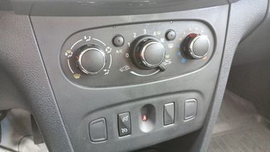 Renault Sandero Stepway 2019 года, 170 388 км - вид 11