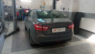 ВАЗ (LADA) Vesta 2017 года, 66 804 км - вид 4