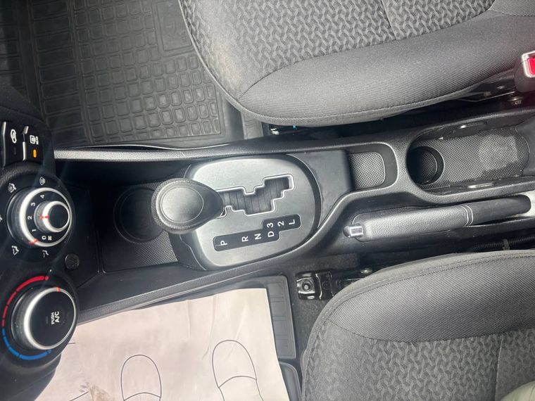 Kia Rio 2012 года, 167 872 км - вид 11