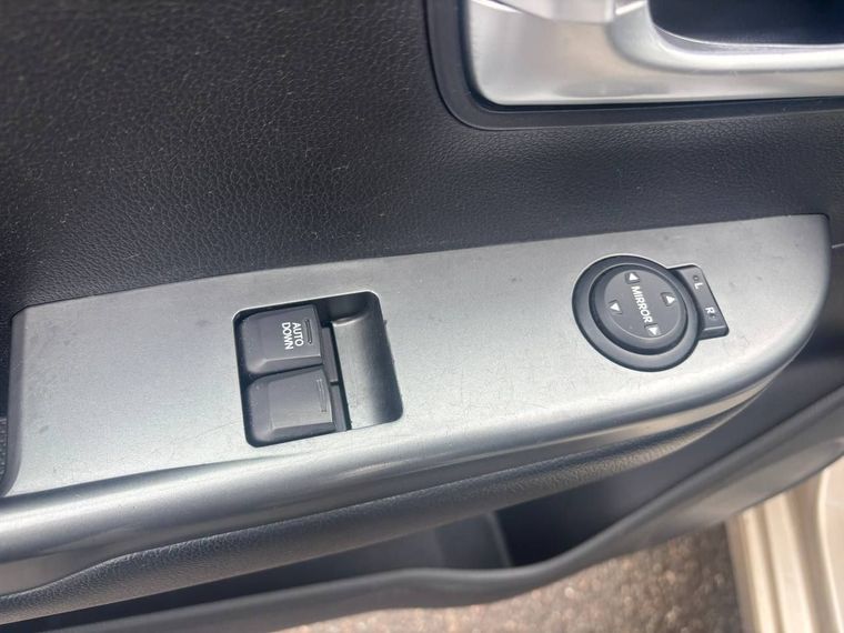 Kia Rio 2012 года, 167 872 км - вид 13