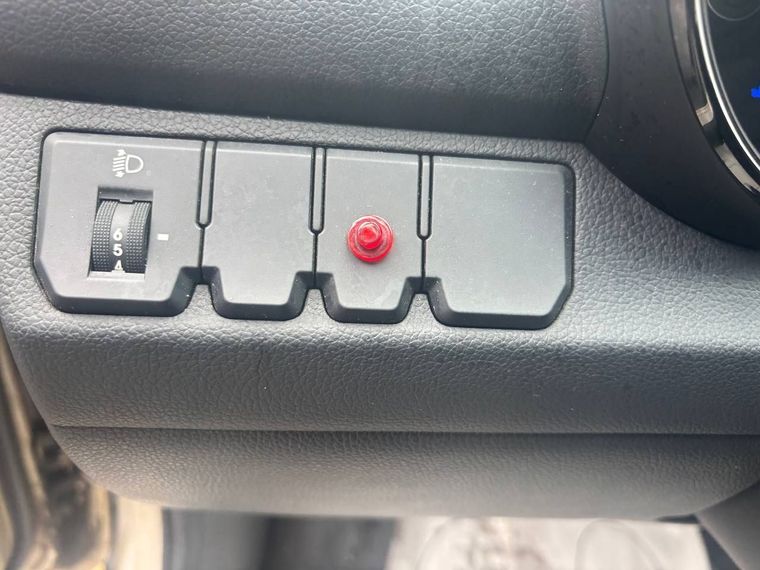 Kia Rio 2012 года, 167 872 км - вид 12