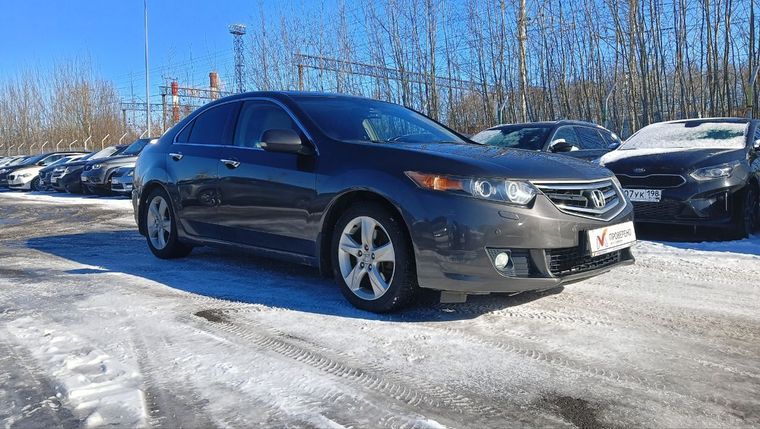 Honda Accord 2008 года, 269 615 км - вид 3
