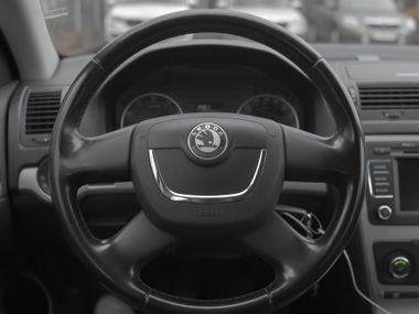 Skoda Octavia 2012 года, 247 384 км - вид 6