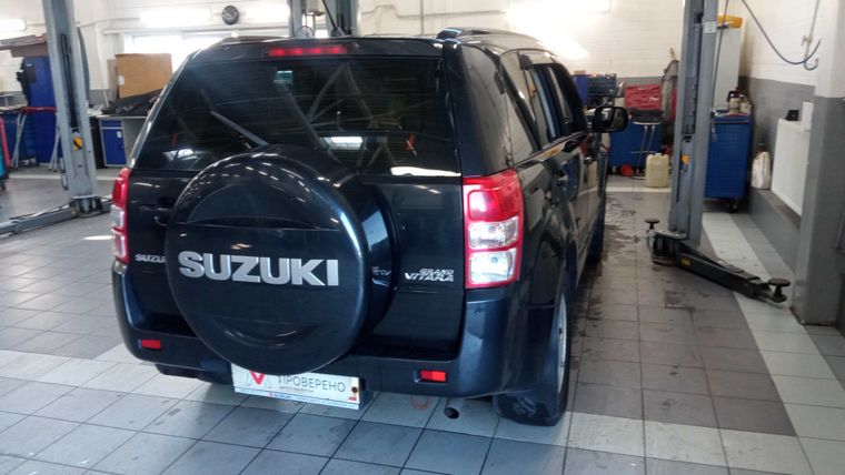 Suzuki Grand Vitara 2010 года, 147 700 км - вид 3